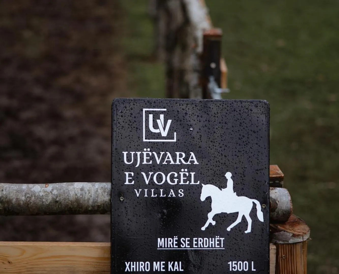 Villa Ujevara E Vogel Theth 0*,