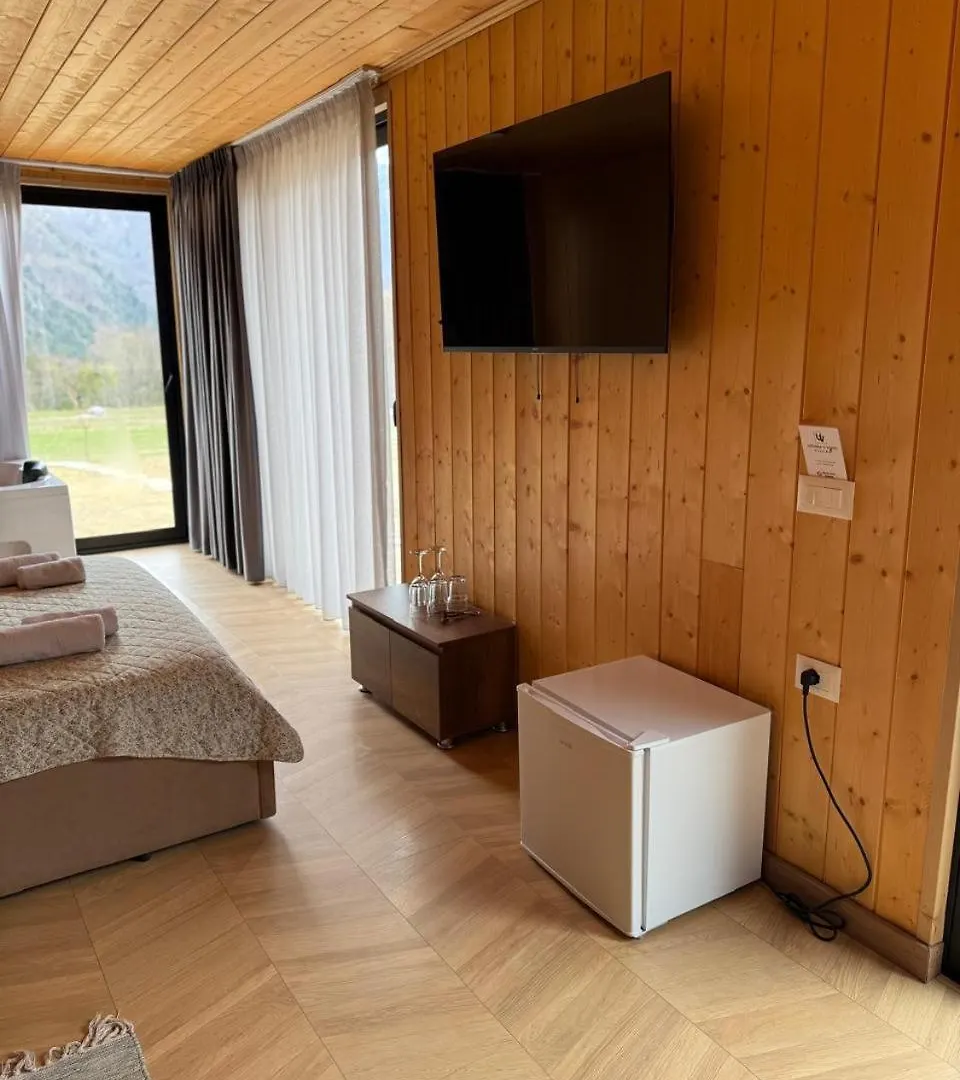 Villa Ujevara E Vogel Theth 0*,  Albania
